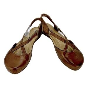 Red Apple‎ Brown Closed-Toe Sandals Women's Size 6.5 - 7 EU 37 Summer Casual